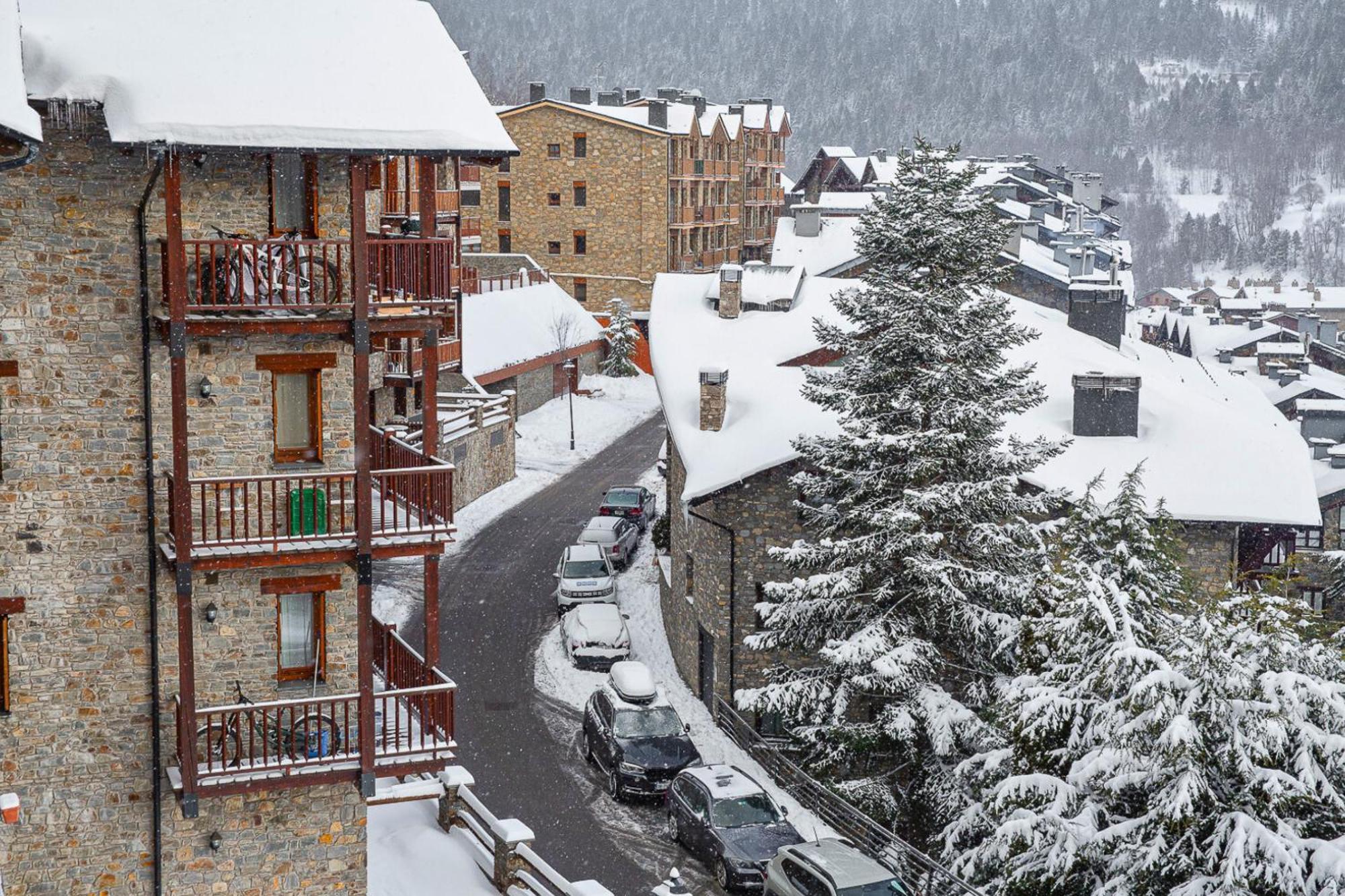 Con Vistas A La Montana, Parking Y Wifi Apartment El Tarter Exterior photo